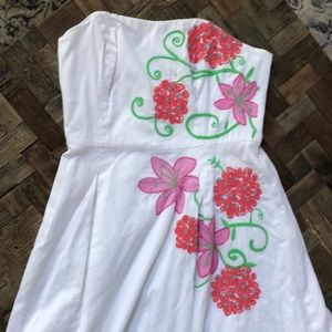 🌴Lilly Pulizer strapless white floral dress. SZ 6